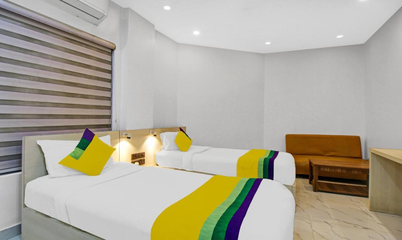 Itsy Hotels Transit Express 加尔各答 外观 照片