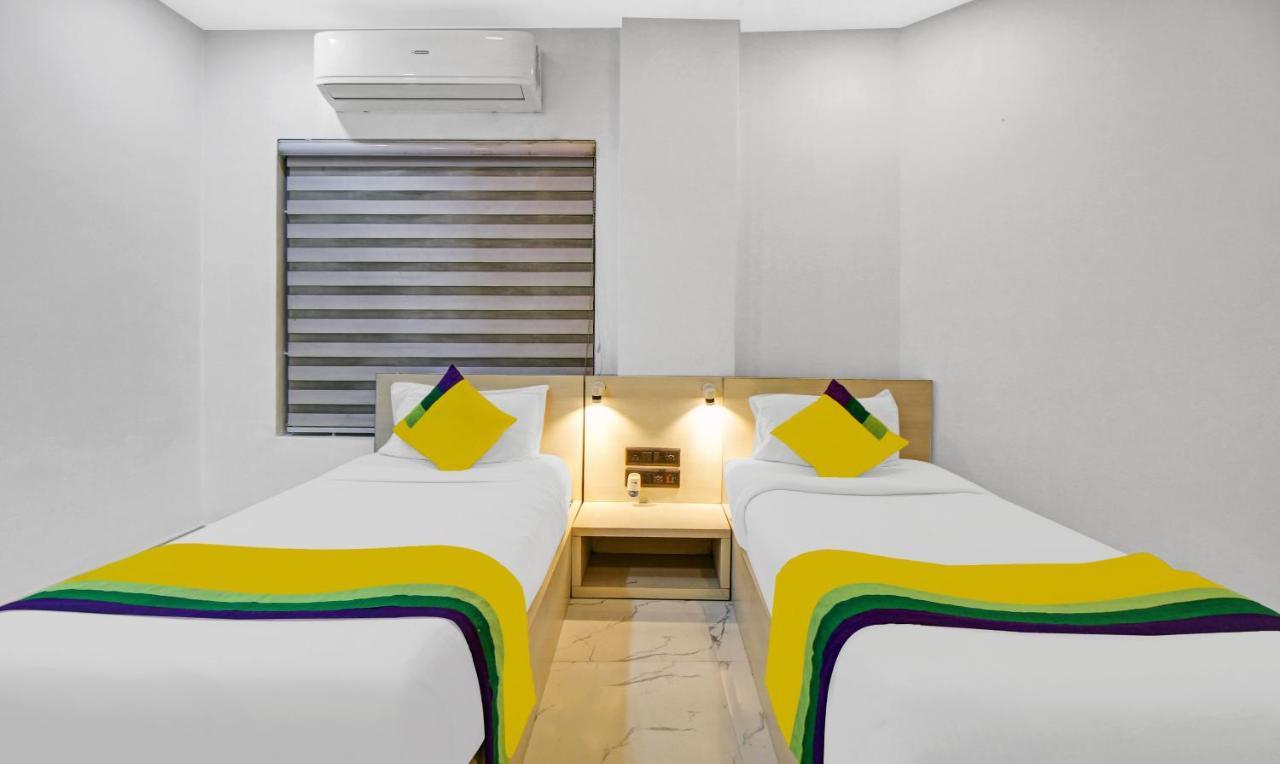 Itsy Hotels Transit Express 加尔各答 外观 照片